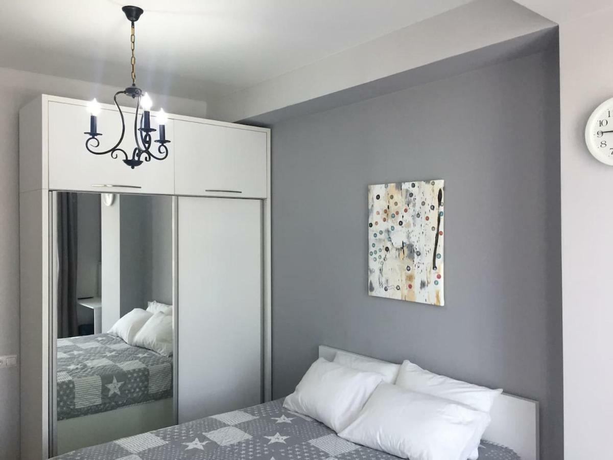 Sunny Apartment Ortachala ティビリシ エクステリア 写真
