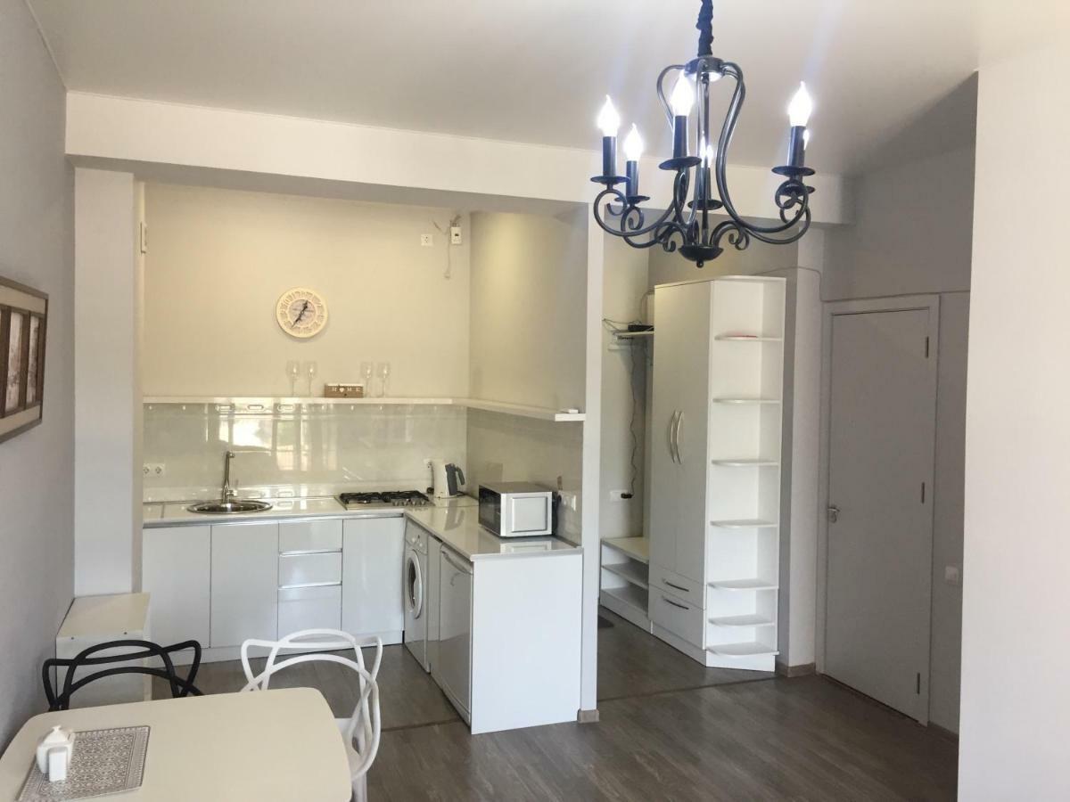Sunny Apartment Ortachala ティビリシ エクステリア 写真